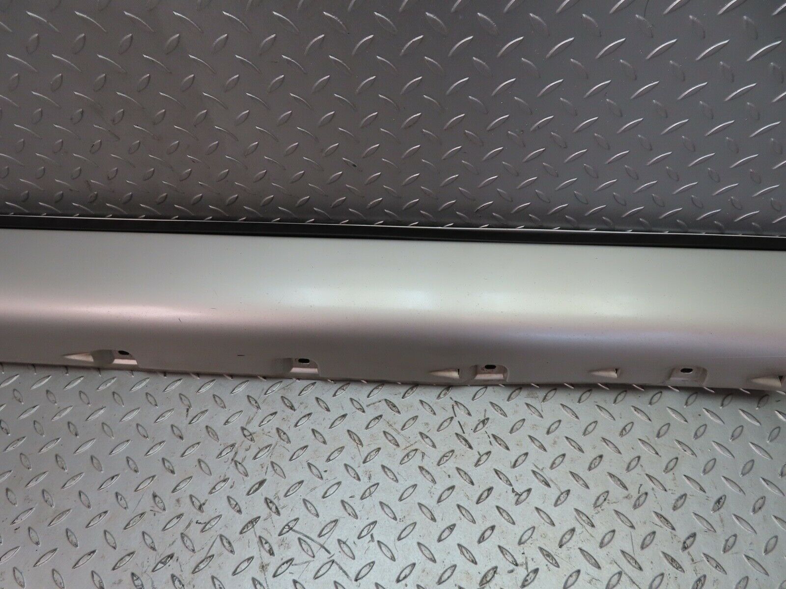 19749 Mercedes-Benz C140 CL420 Coupe Side Skirt Right Side Silver 1406901640