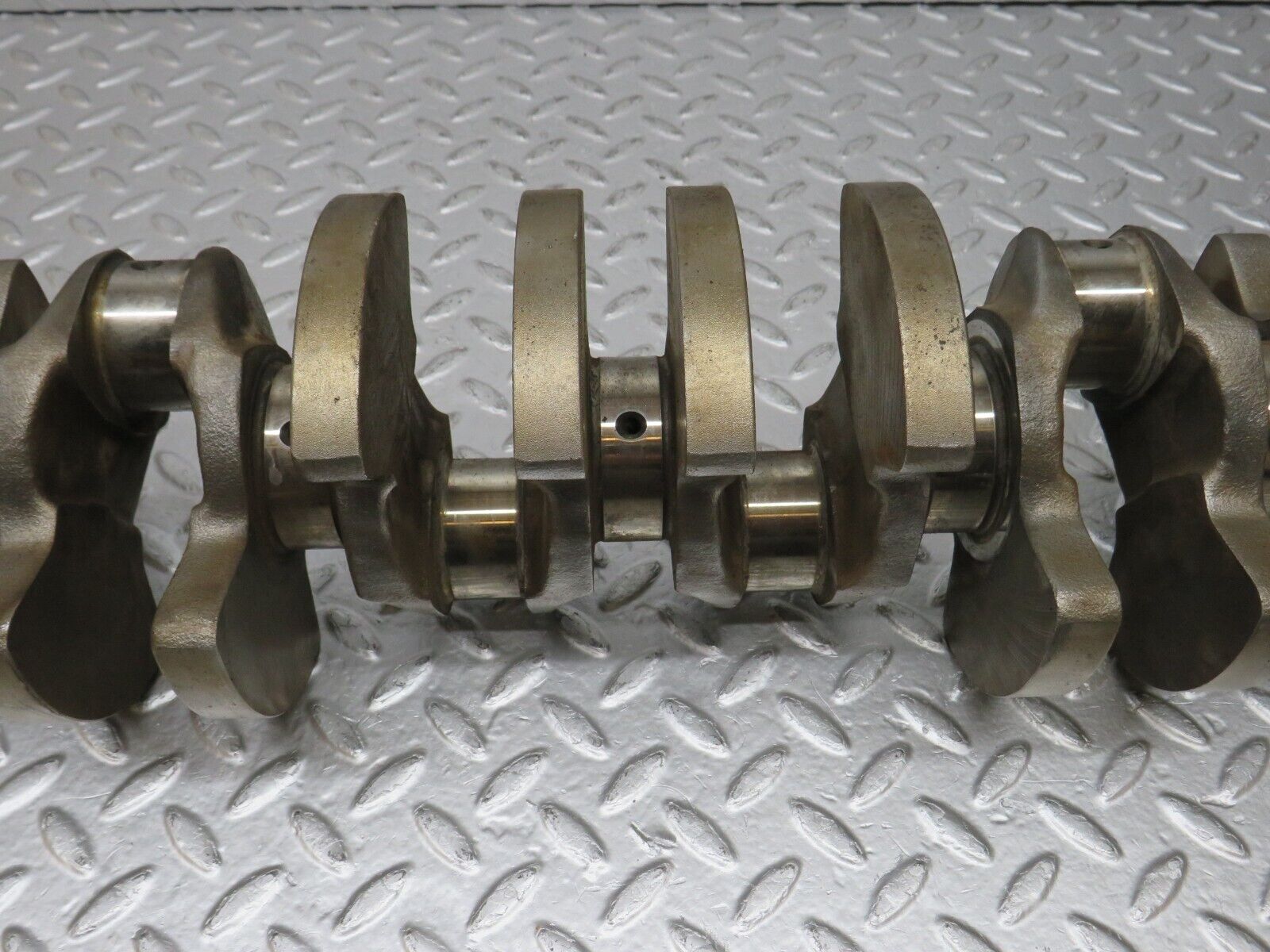 32691 Mercedes-Benz S124 300TE Wagon Crankshaft 103031058