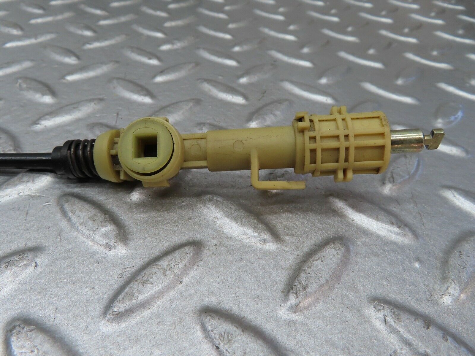 19525 Mercedes-Benz C140 CL420 Coupe Brake Control Cable 1402900685