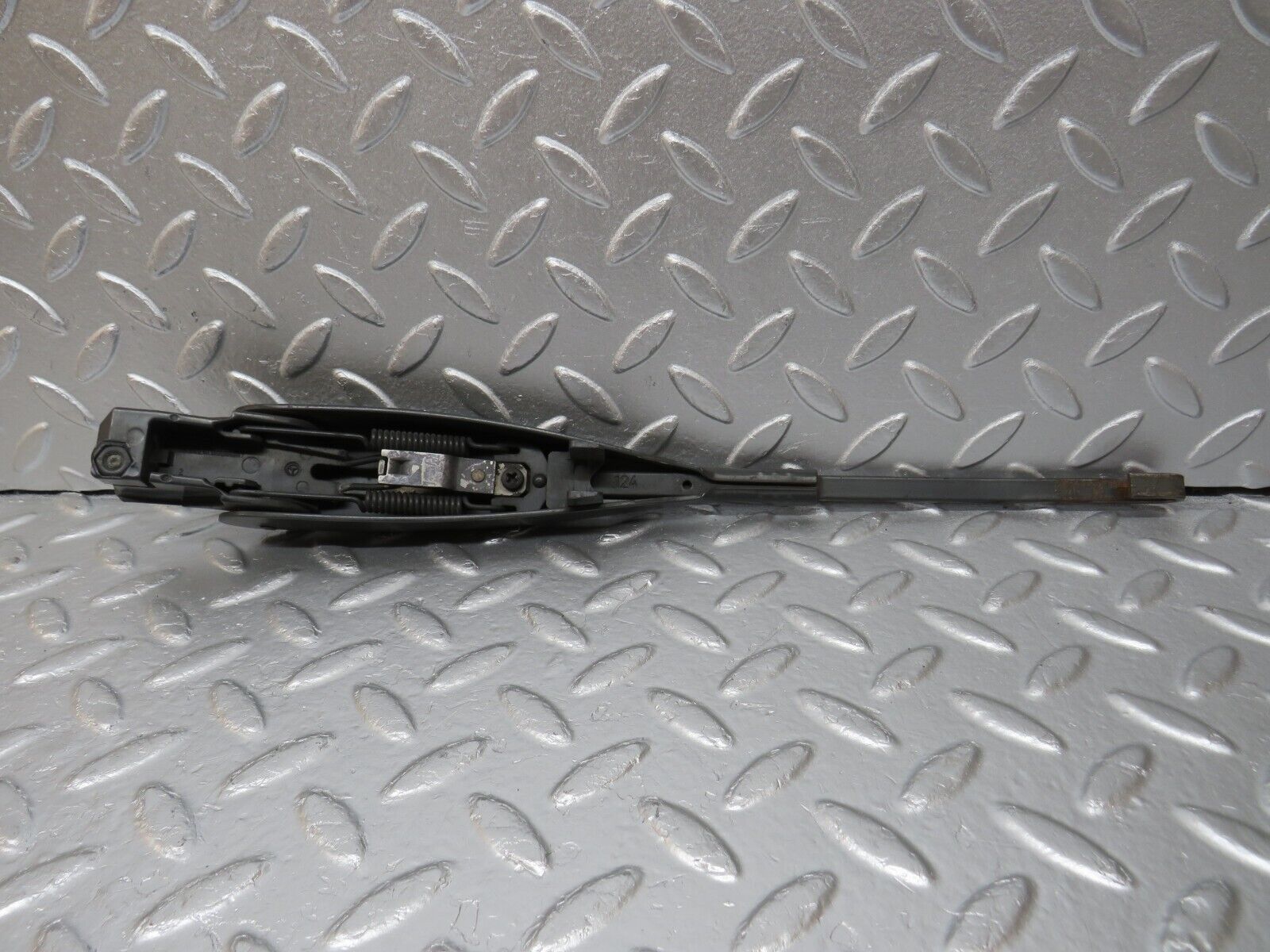 34006 Mercedes-Benz W124 260E Wiper Arm Bosch