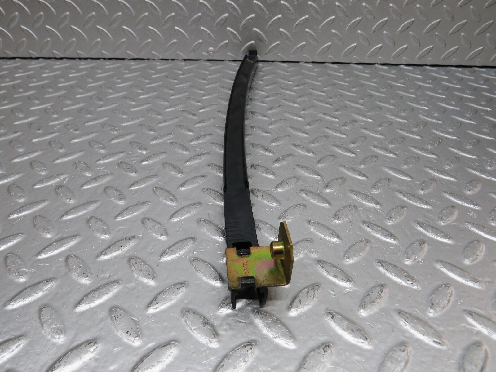 33254 Mercedes-Benz W202 C180 Rear Left Door Window Channel