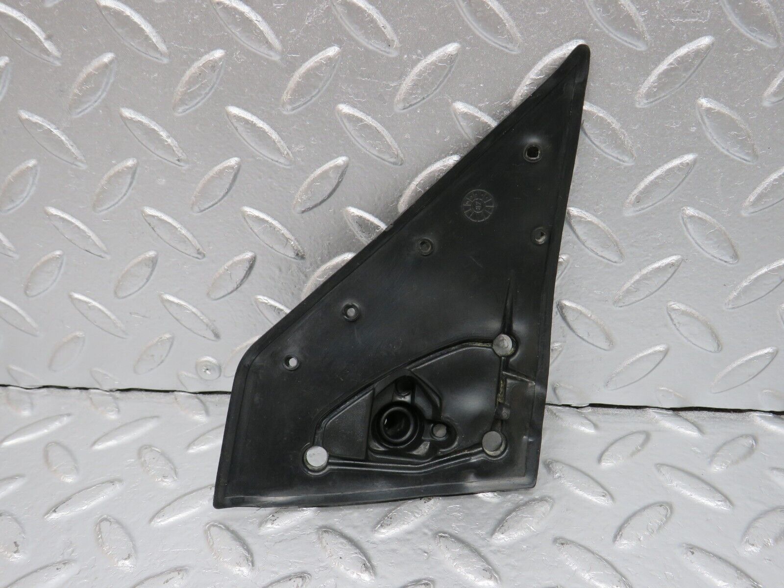 34200 Mercedes-Benz W124 260E Wing Mirror Rubber Seal Right 1248110298