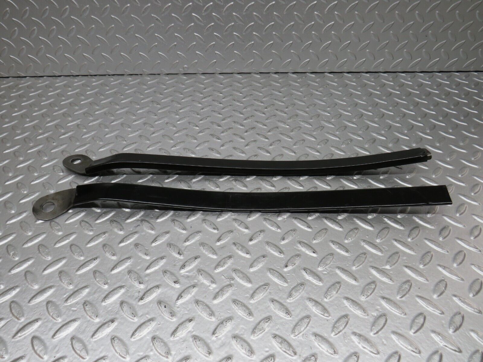 34531 Mercedes-Benz C126 380SEC Coupe Seat Belt Runner Pair