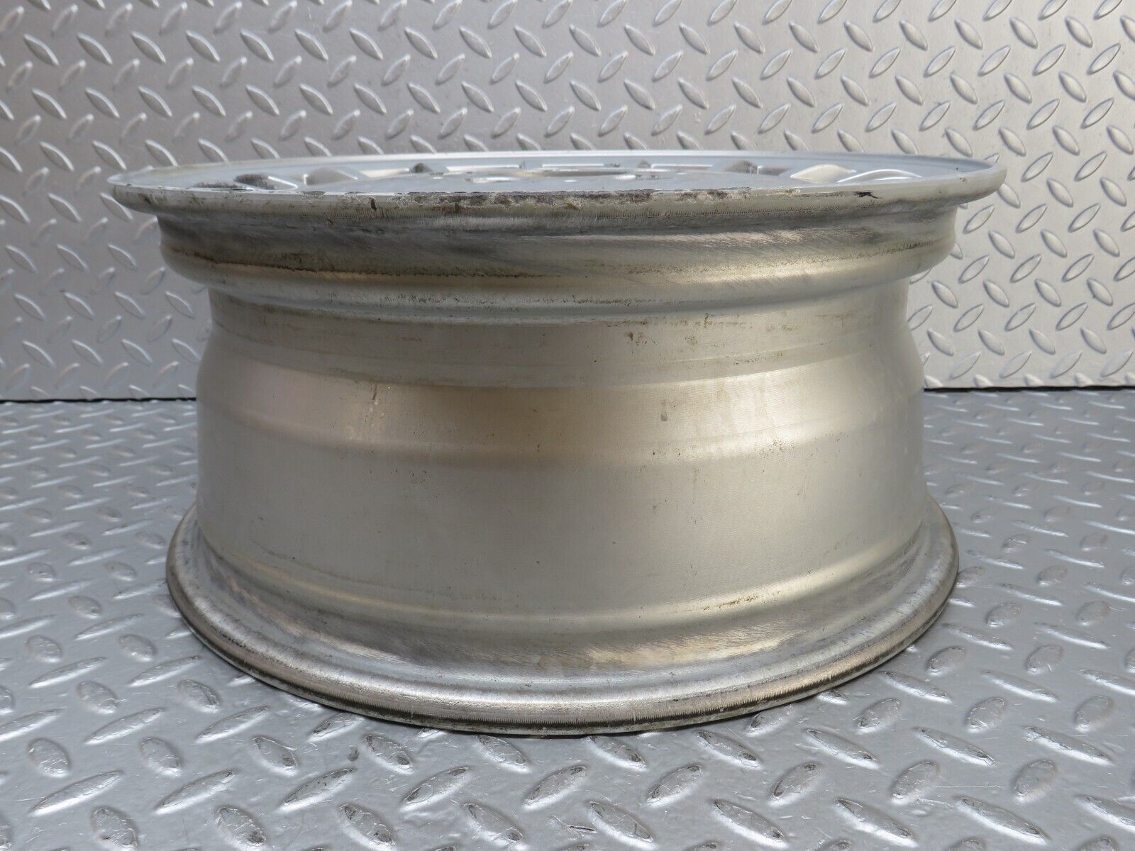 36918 Mercedes-Benz Alloy Wheel 6.5Jx15 H2 ET30