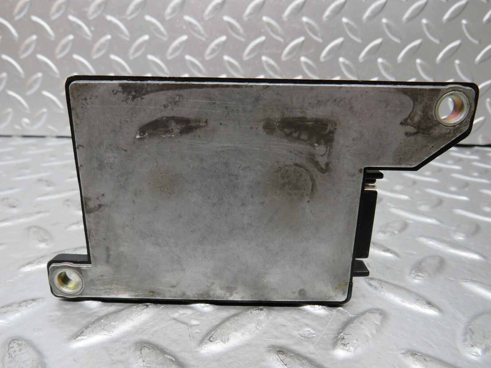 25322 Mercedes-Benz W201 190D Crash Sensor 0048202410