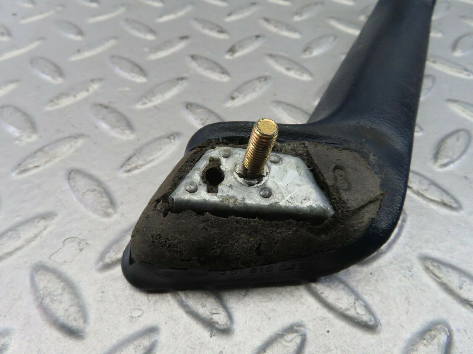 10355 Mercedes-Benz W201 190E Interior Door Handle Right Blue 2018100451