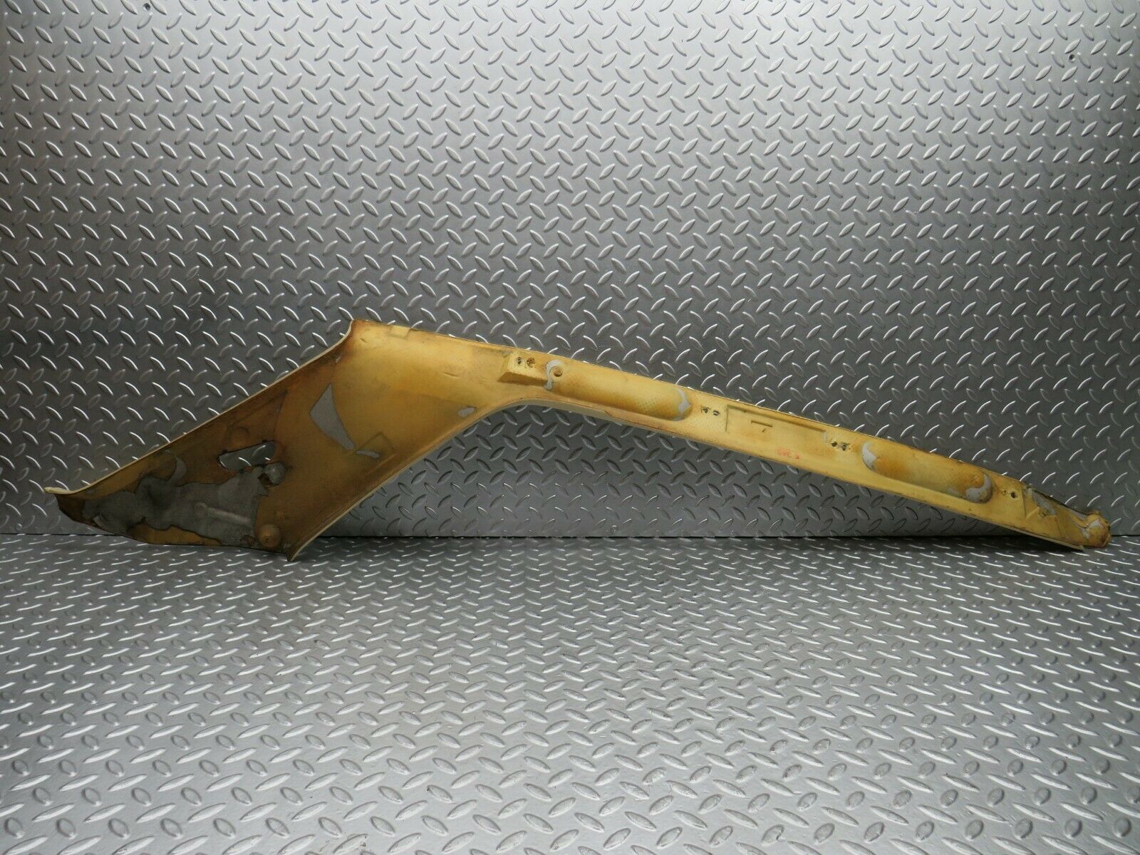 22659 Mercedes-Benz C107 450SLC Coupe C Pillar Cover Right Side Cream