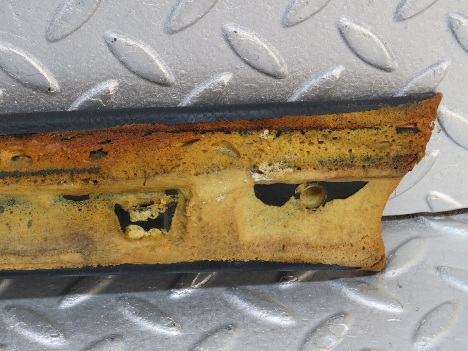 37392 Mercedes-Benz W109 300SEL A Pillar Cover Panel Right Side Blue