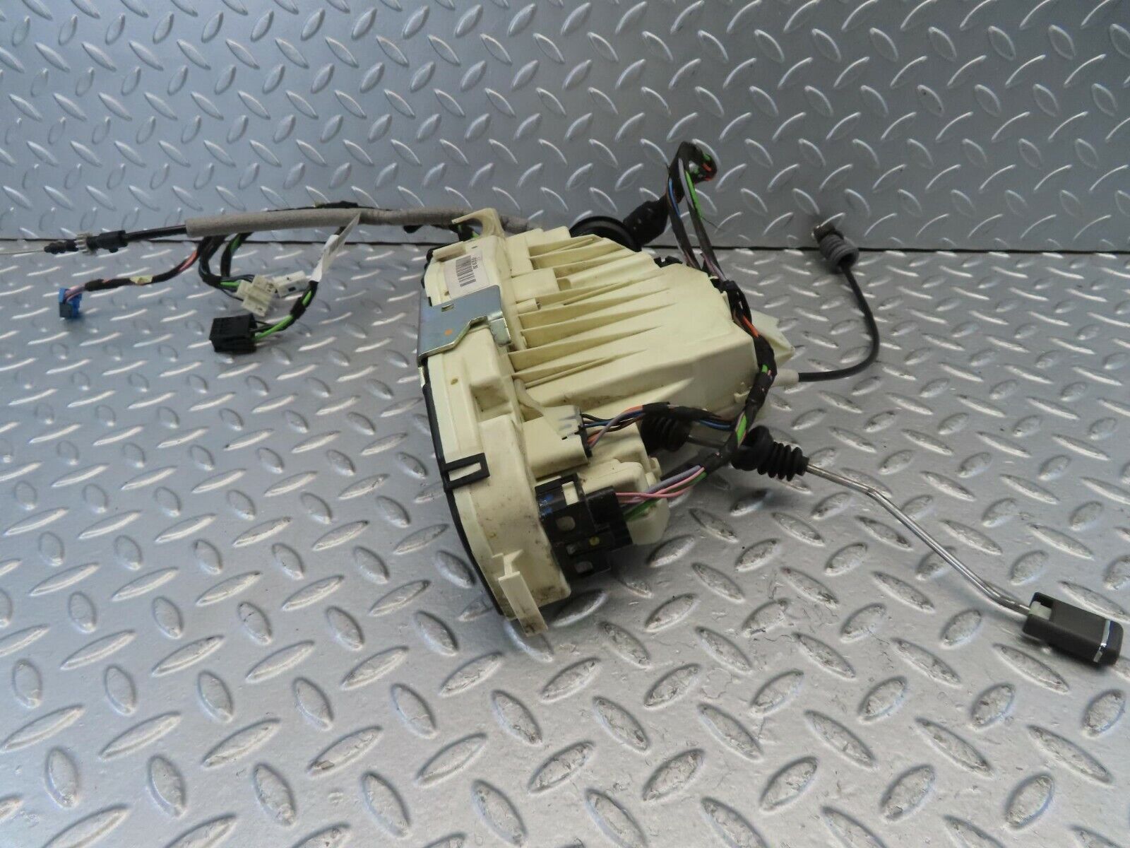 11175 Mercedes-Benz W221 S320 Rear Left Soft Close Door Lock 2217302935