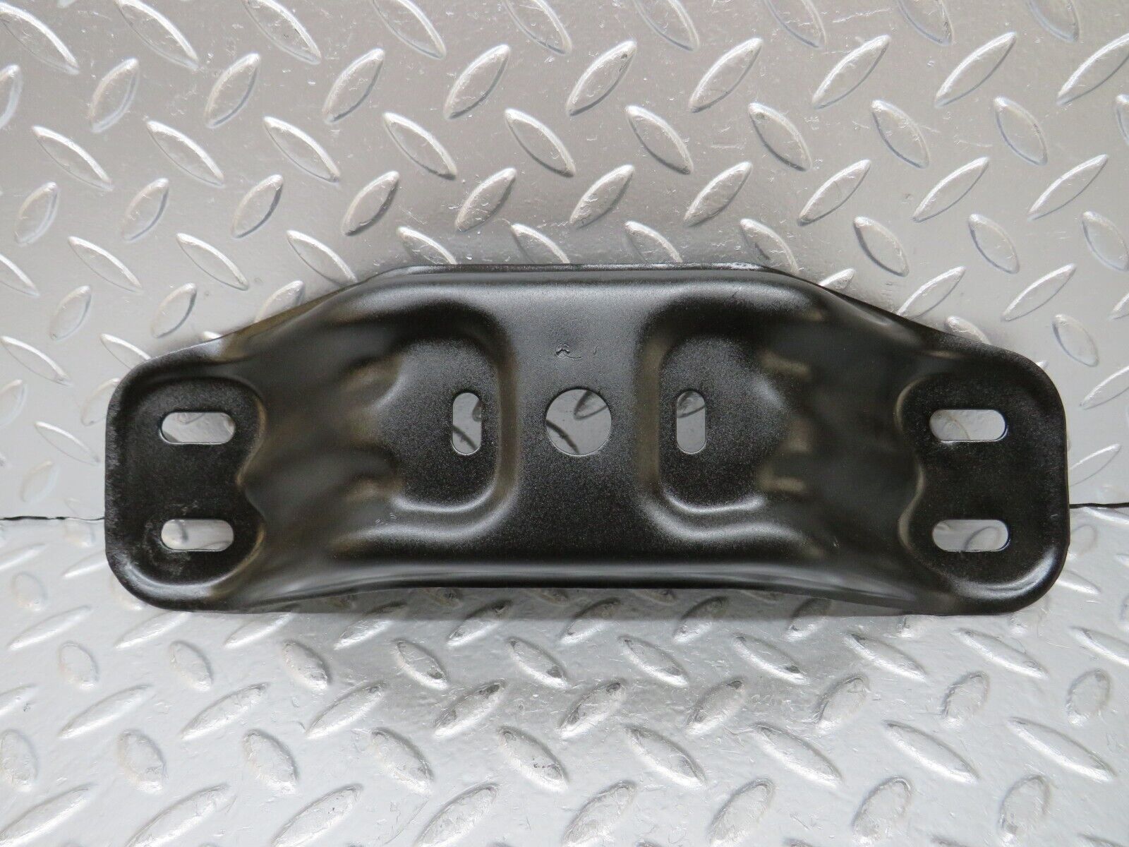 26737 Mercedes-Benz C124 220CE Coupe Gearbox Mount Bracket Holder