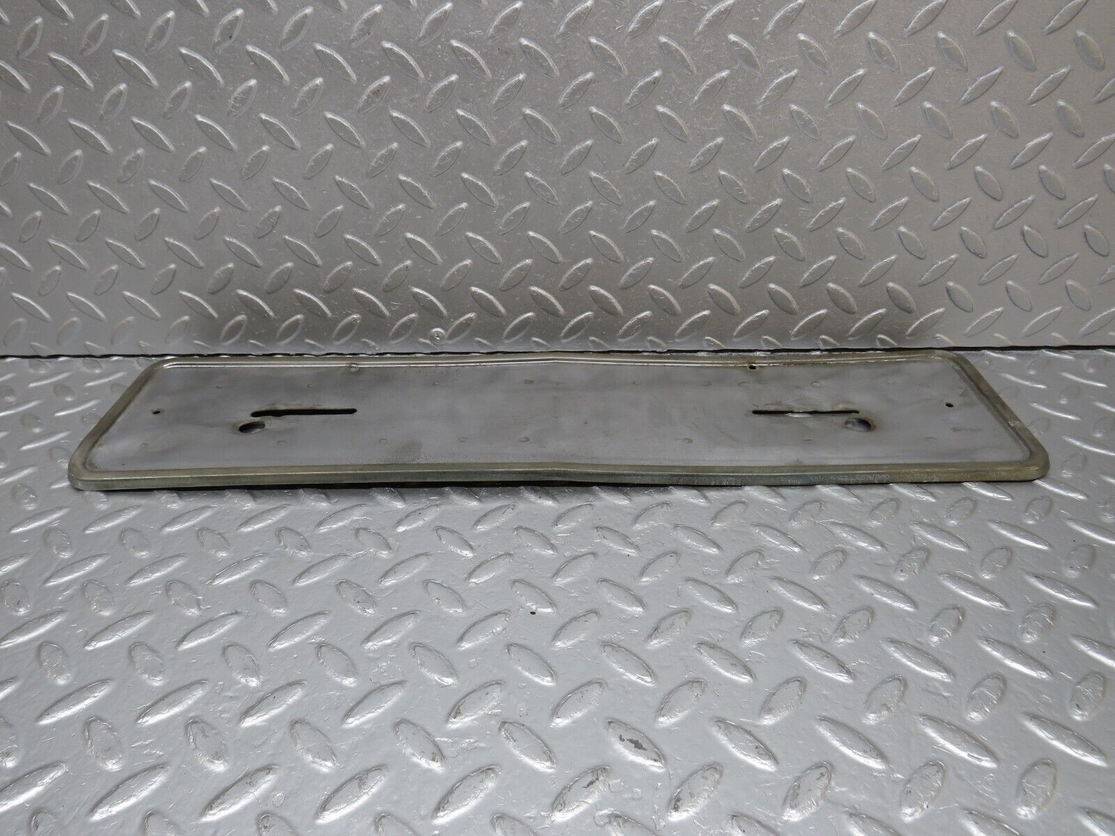 40356 Mercedes-Benz W110 230 Rear Chrome number Plate Holder