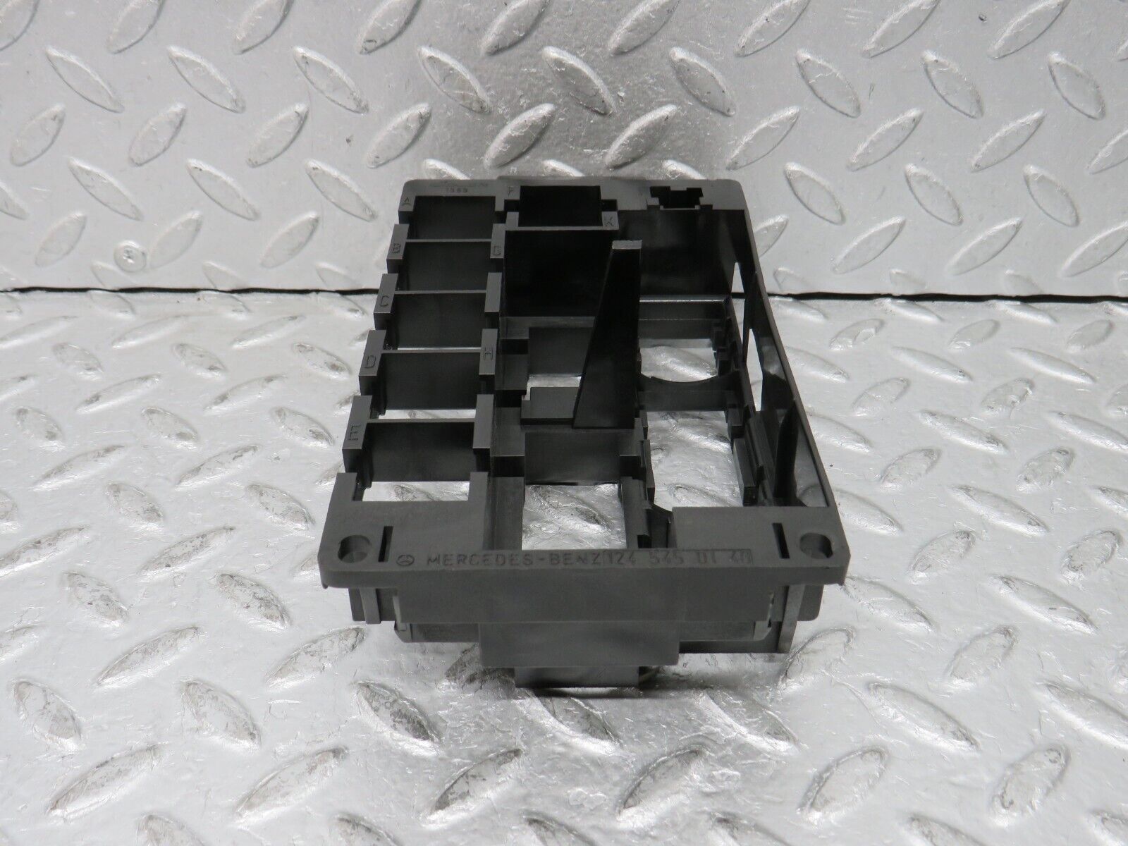 37943 Mercedes-Benz A124 320E Cabriolet Fuse Relay Holder Bracket 1245450140