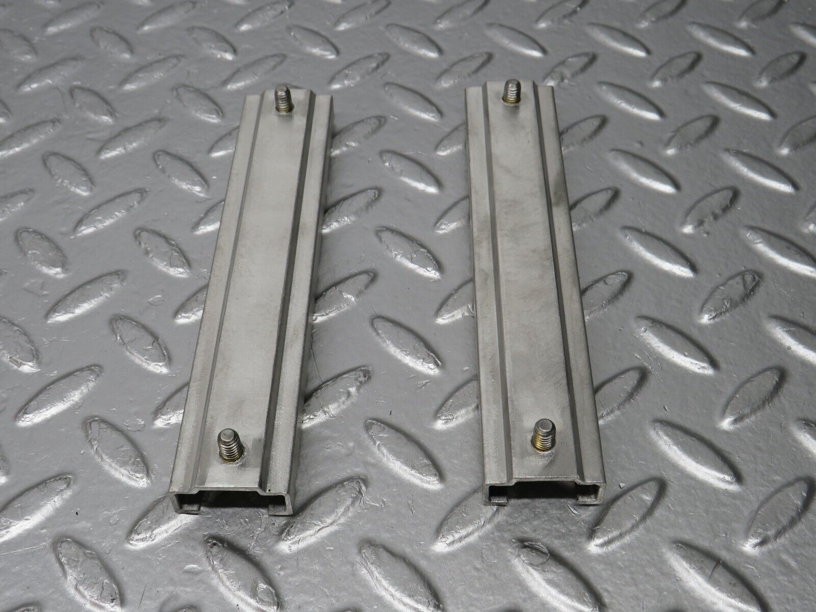 30920 Mercedes-Benz W201 190E 2.0L Window Holder Regulator Accessories