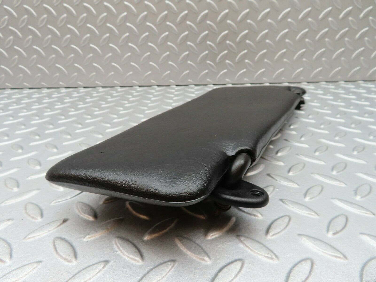 3844 Mercedes-Benz S123 Wagon 200T Sun Visor Left Side Black