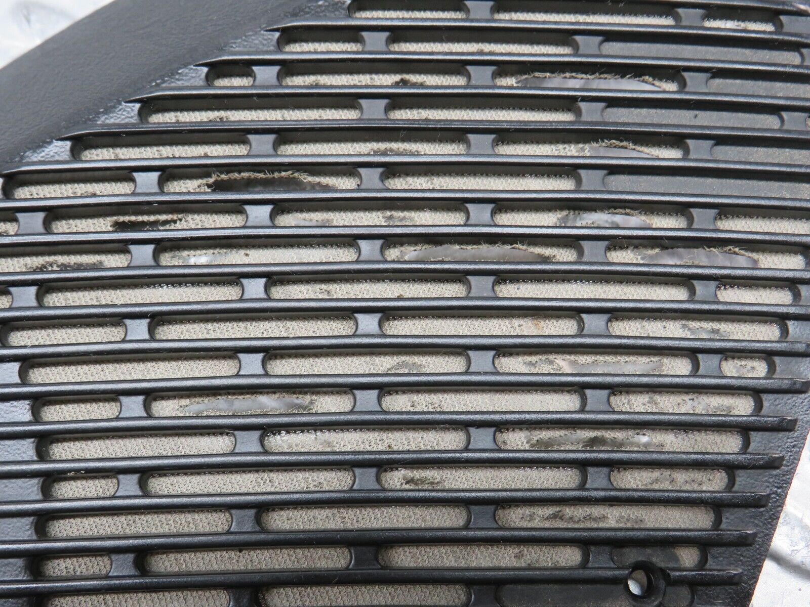 28599 Mercedes-Benz W123 240D Dashboard Speaker Covers 1236802707 1236802807