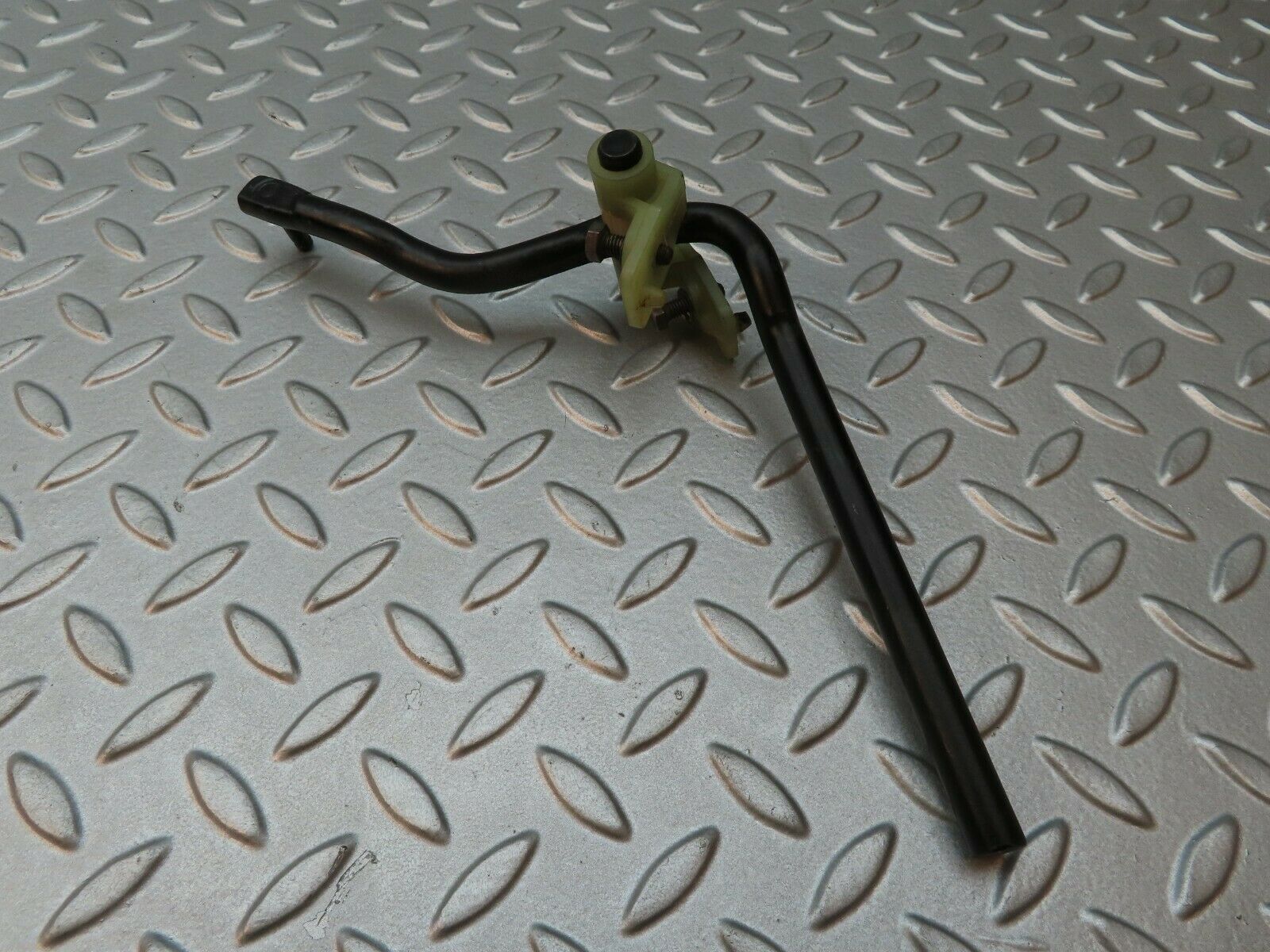 4214 Mercedes-Benz V123 240D LWB Accelerator Pedal Linkage