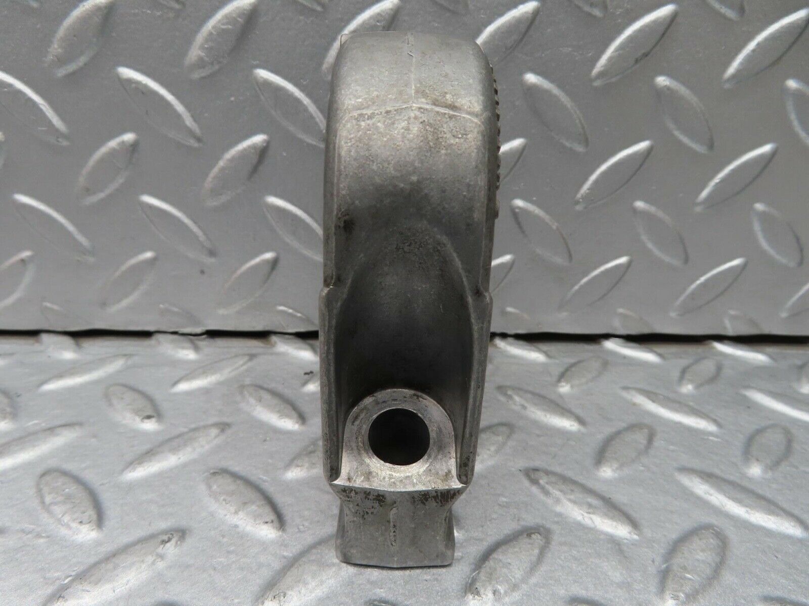 16722 Mercedes-Benz C107 380SLC Camshaft Tower Bearing 1160514612