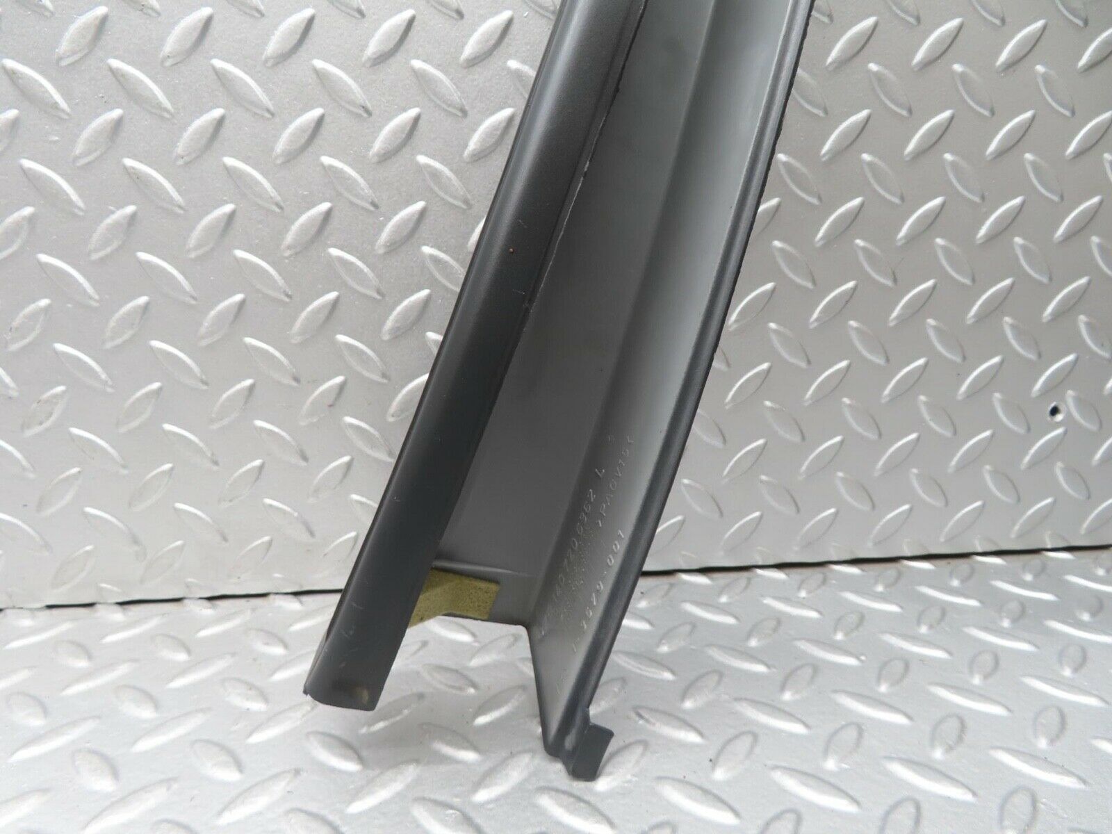 14872 Mercedes-Benz W140 S320 Front Left Door Window Trim 1407206362