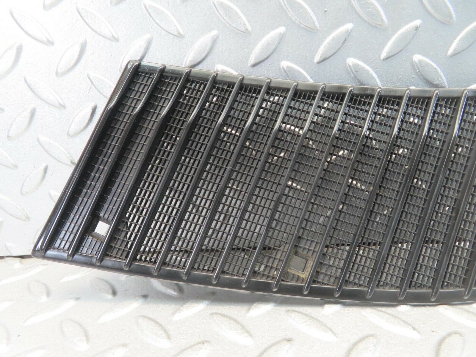 11341 Mercedes-Benz C123 230CE Coupe Air Intake Grill Left Side 1238362965