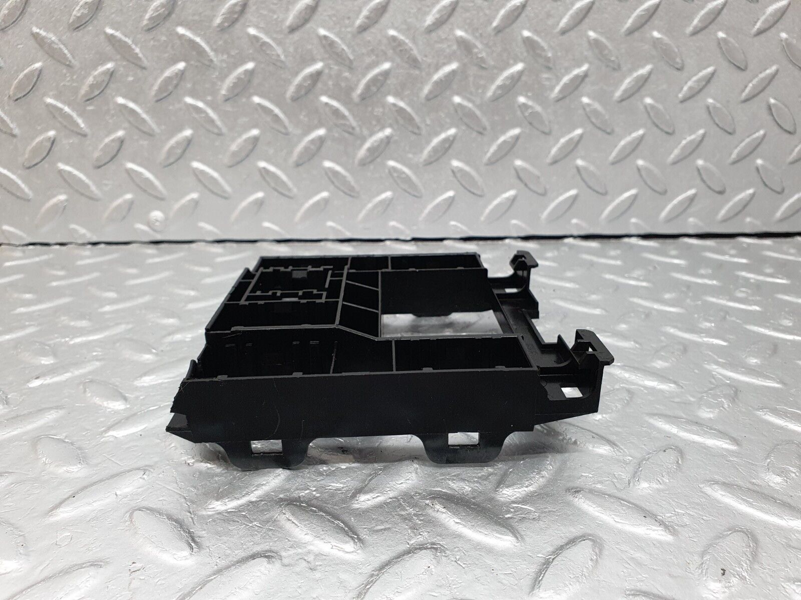 41520 Mercedes-Benz W124 200E Centre Console Switch Frame 1248210171