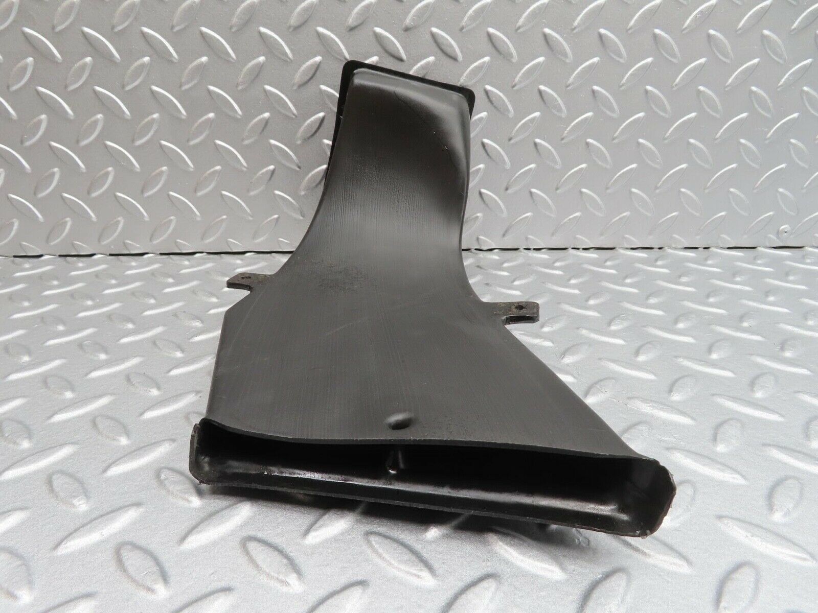 13934 Mercedes-Benz C107 280SLC Floor Ventilation Duct Right 1078310246