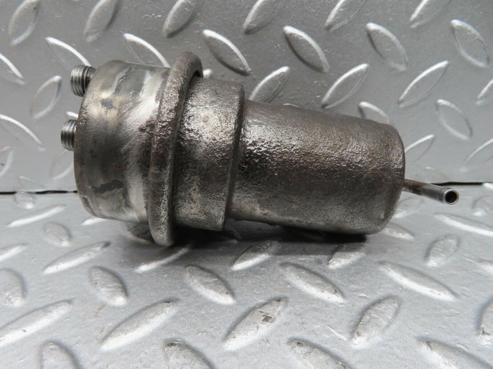 14436 Mercedes-Benz W116 350SE Fuel Pressure Regulator Bosch 0438170004