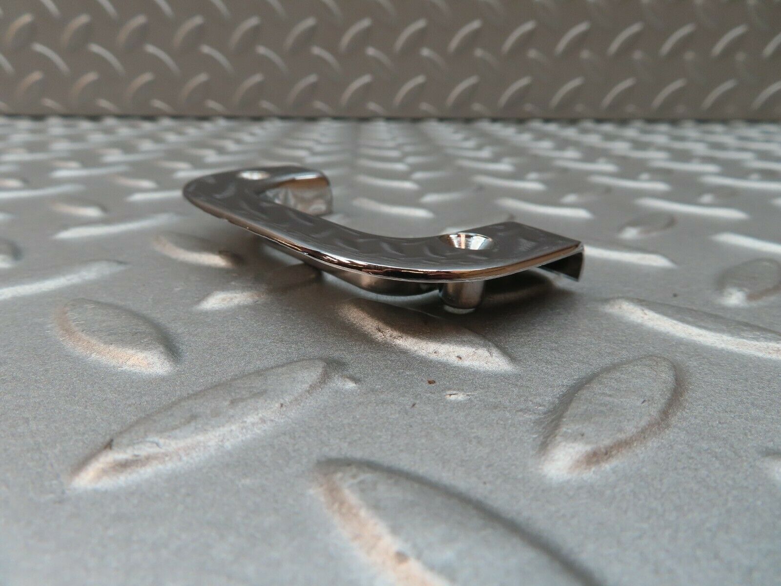 3825 Mercedes-Benz S123 200T Wagon Right Chrome Door Latch Trim 1237230224