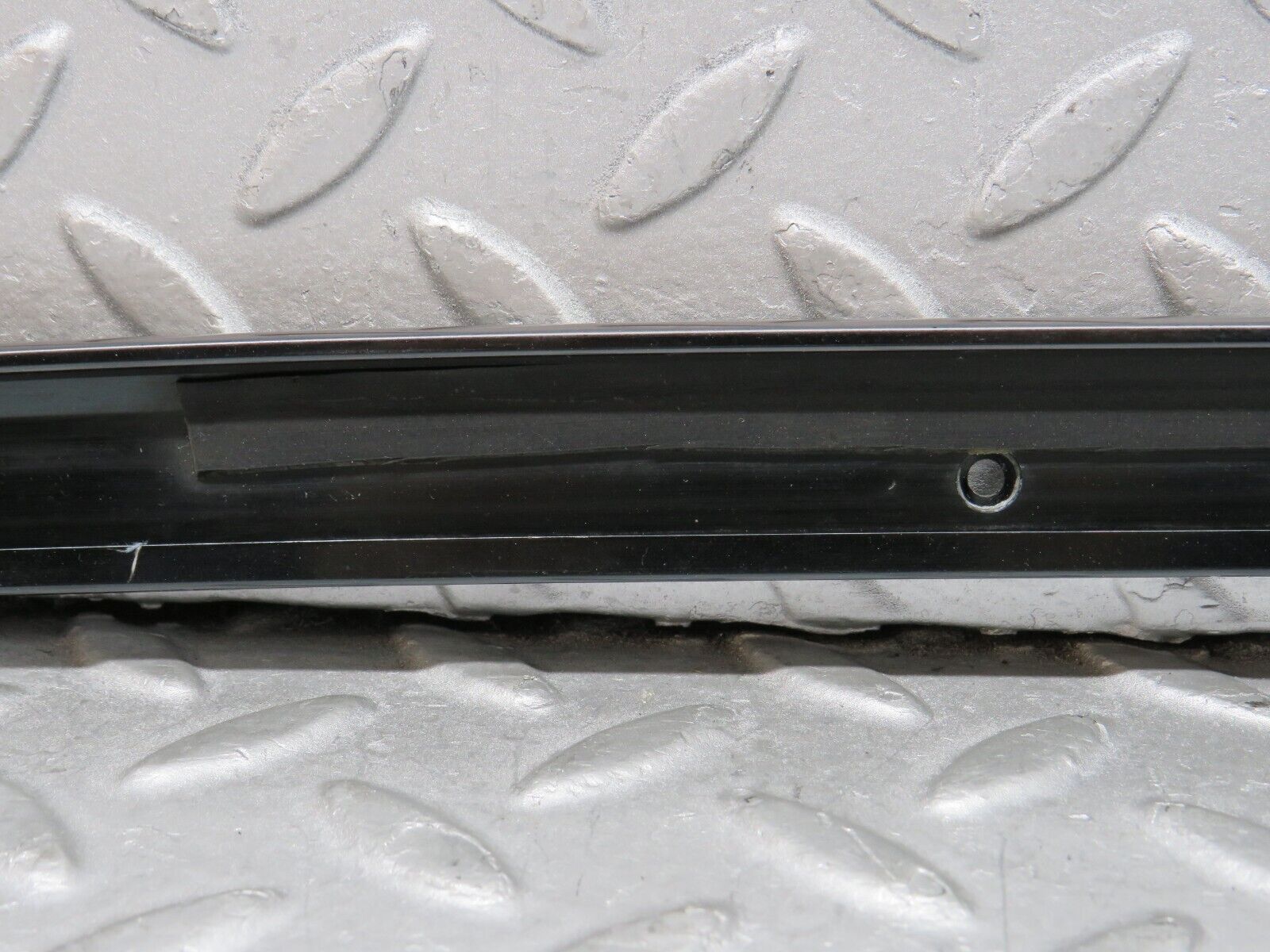 37894 Mercedes-Benz A124 320E Cabriolet A Pillar Sealing Rail Trim Right Side