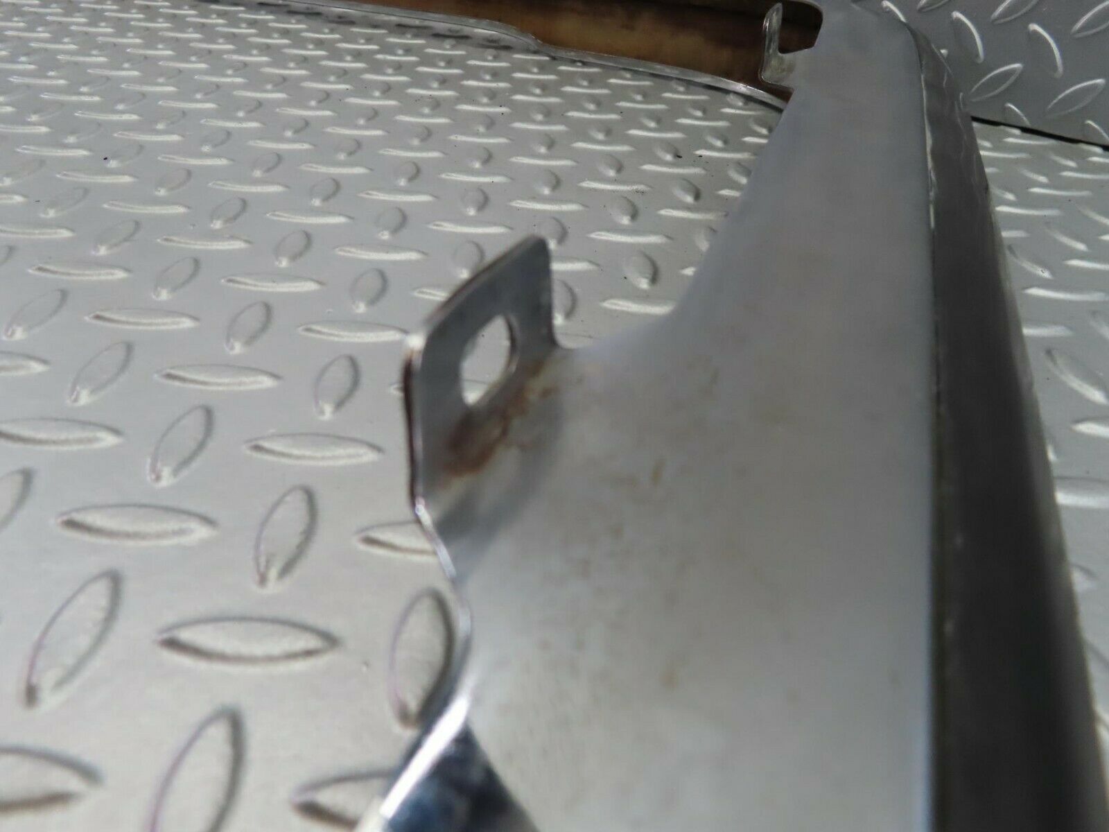 7389 Mercedes-Benz W116 450SE Rear Left Upper Bumper Chrome