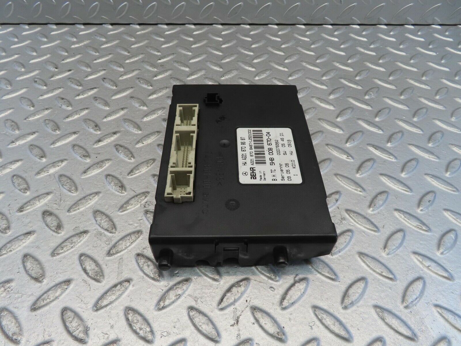 11280 Mercedes-Benz W221 S320 A/C Heater Climate Control Module 2218708687