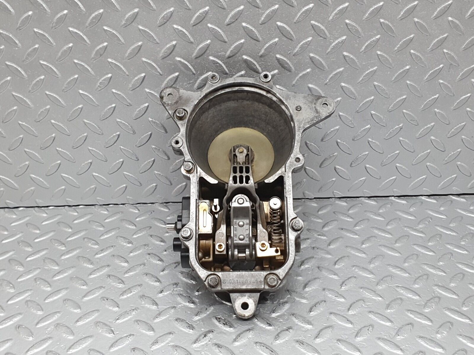 41095 Mercedes-Benz W126 300SE Air Flow Mass Meter Sensor Bosch 1031410345 0438121033 1160700274