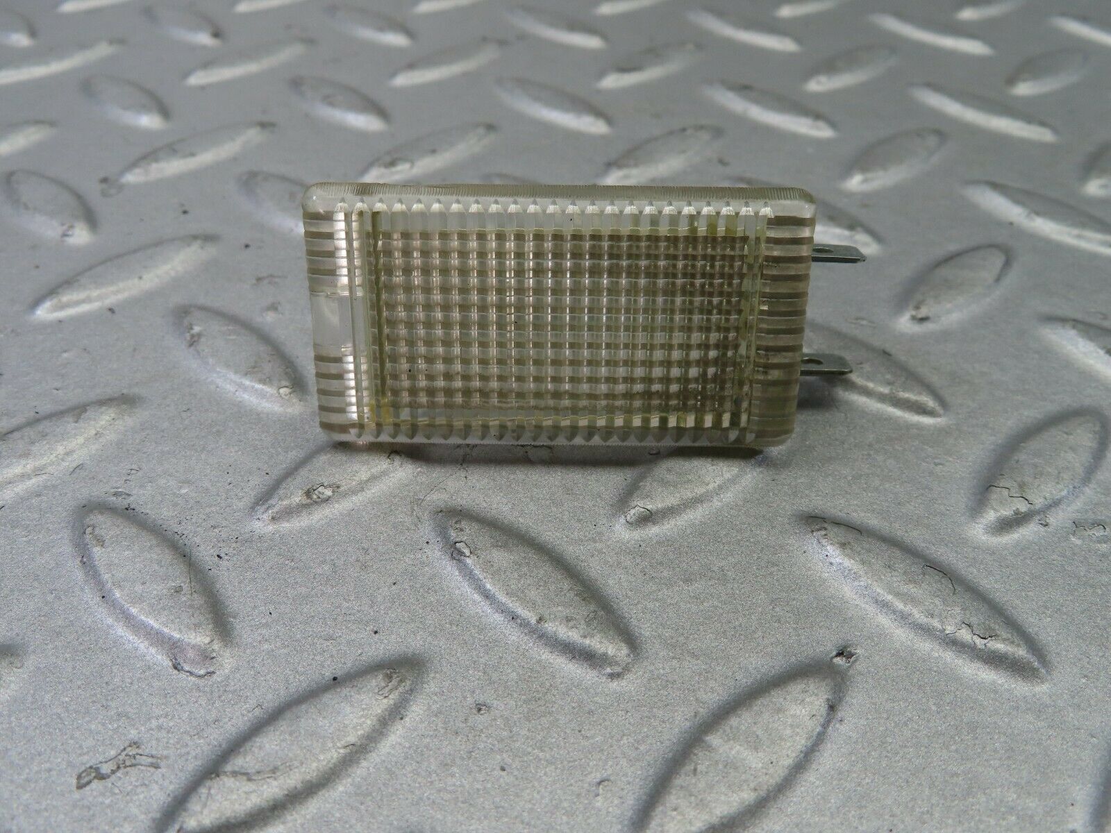 7476 Mercedes-Benz W116 450SE Glove Box Light