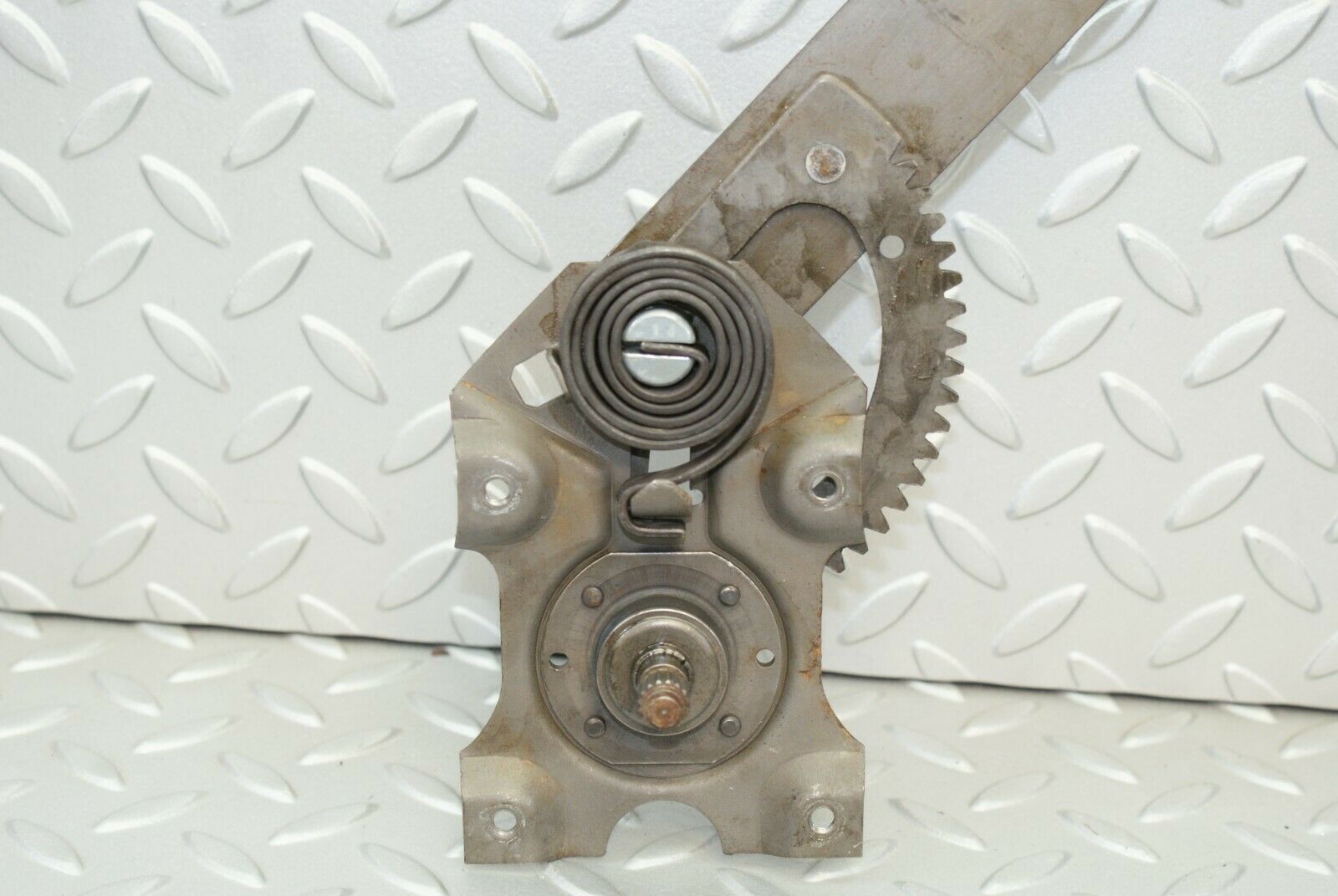 3146 Mercedes-Benz W115 220D Rear Left Manual Window Regulator