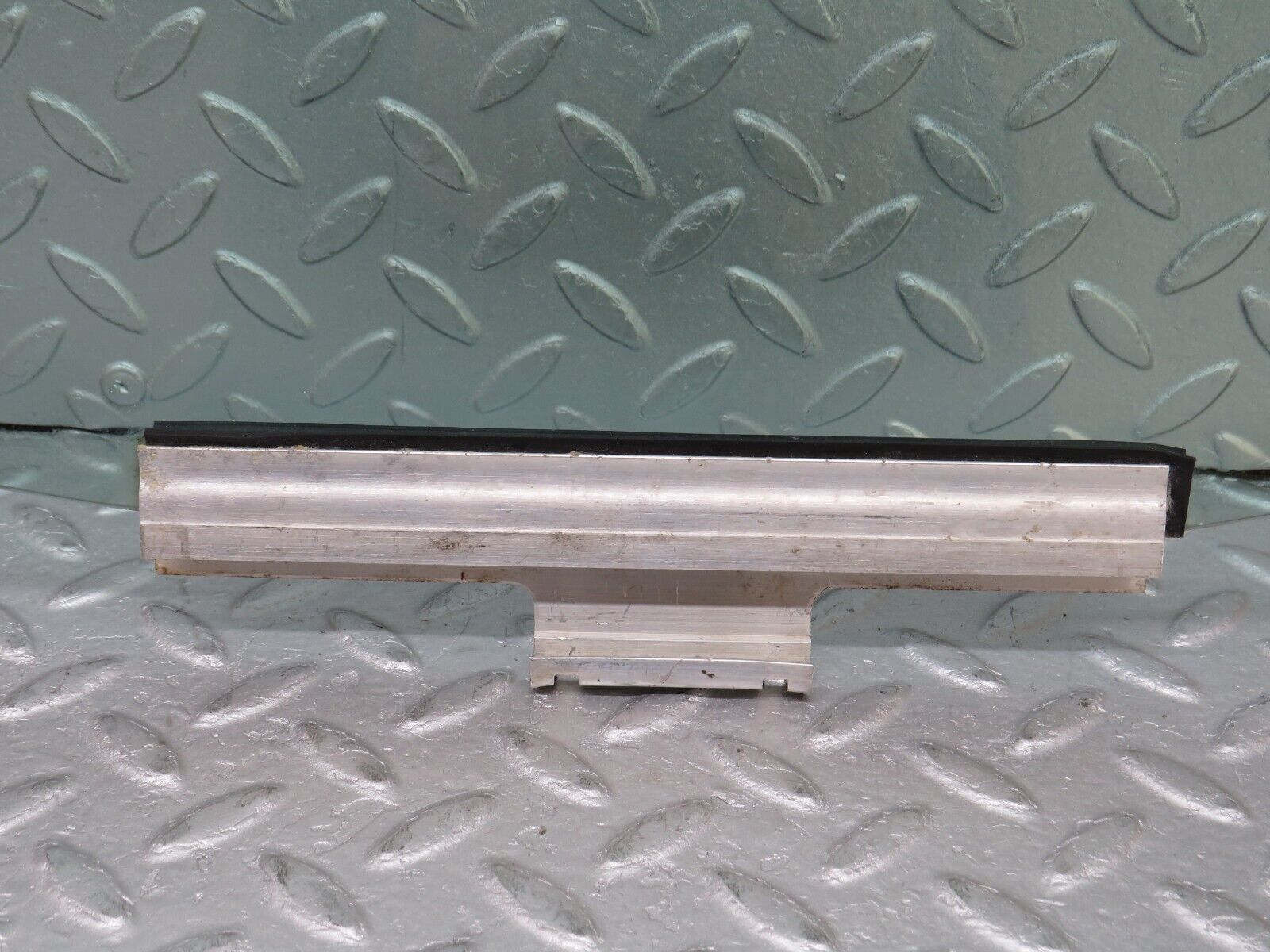 36566 Mercedes-Benz W201 190E 2.0L Rear Right Door Window Glass