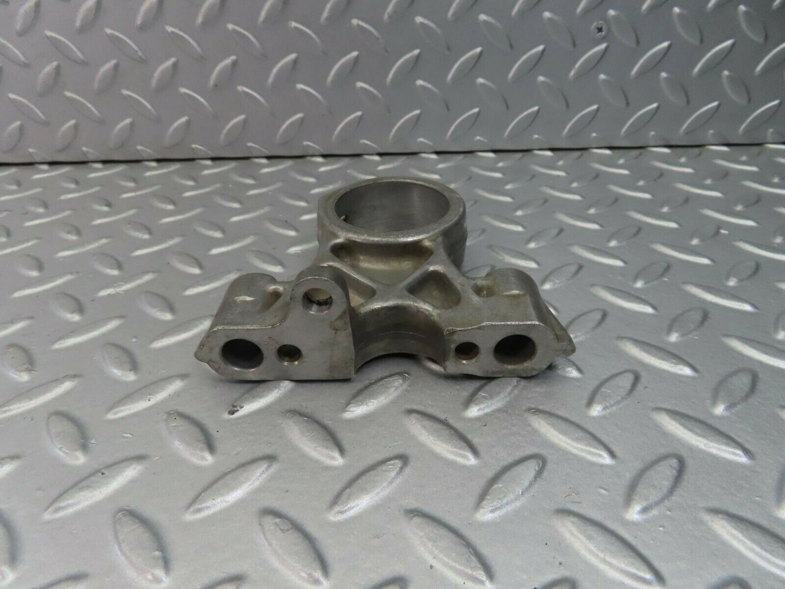 8968 Mercedes-Benz W108 Camshaft Tower Bearing 1140510916