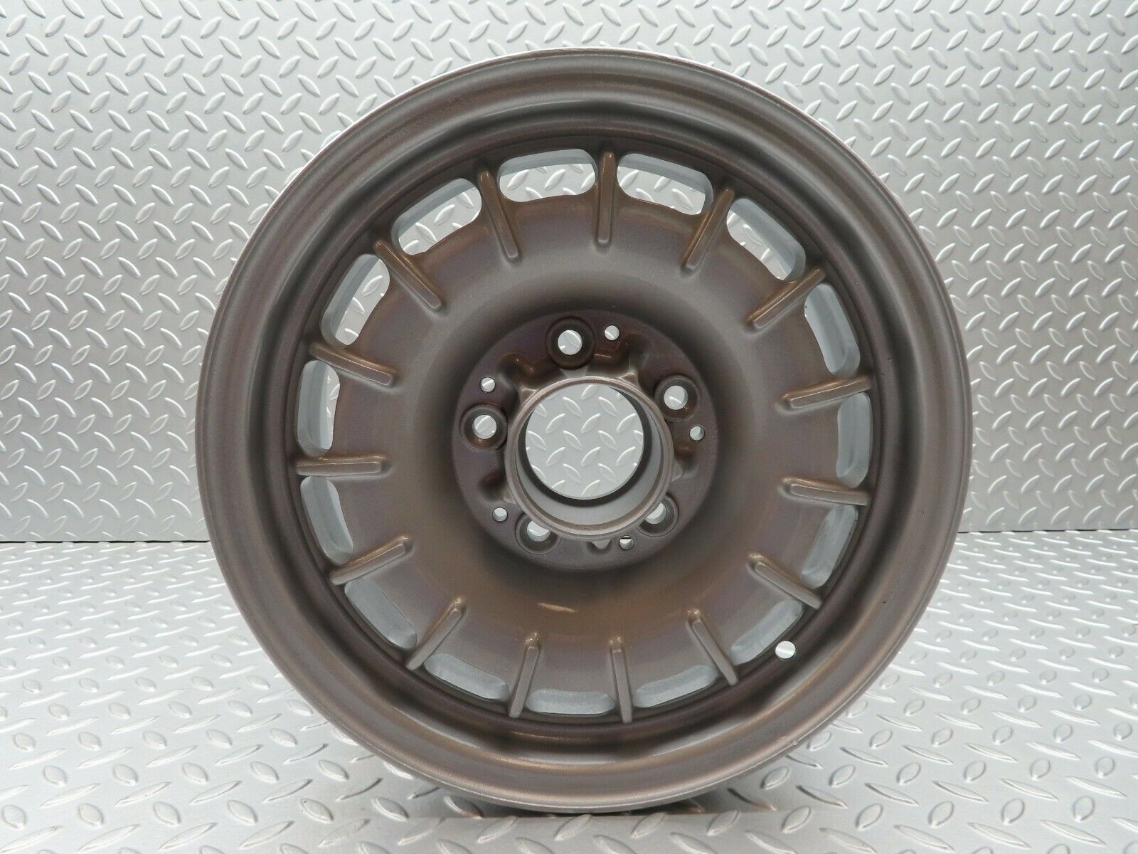 3853 Mercedes-Benz Alloy Wheel Mexican Hat 6Jx14H2 ET30 1084000902