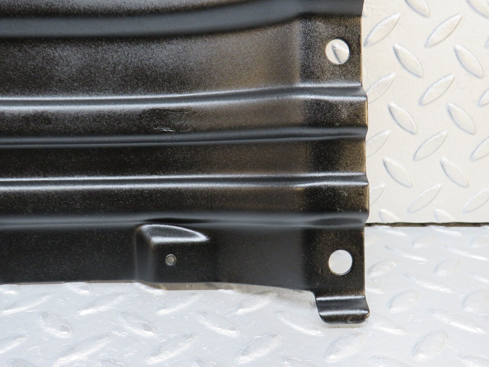 38488 Mercedes-Benz R129 280SL Coupe Automatic Gearbox Striker Plate