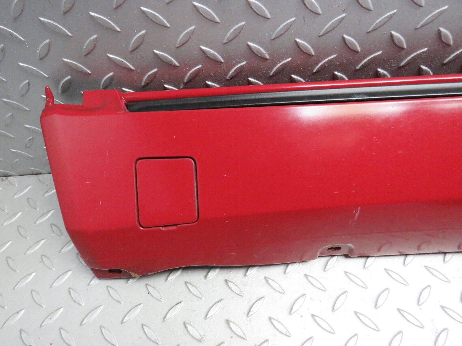 38753 Mercedes-Benz W201 190E 2.6L Side Skirt Right Side 2016906440