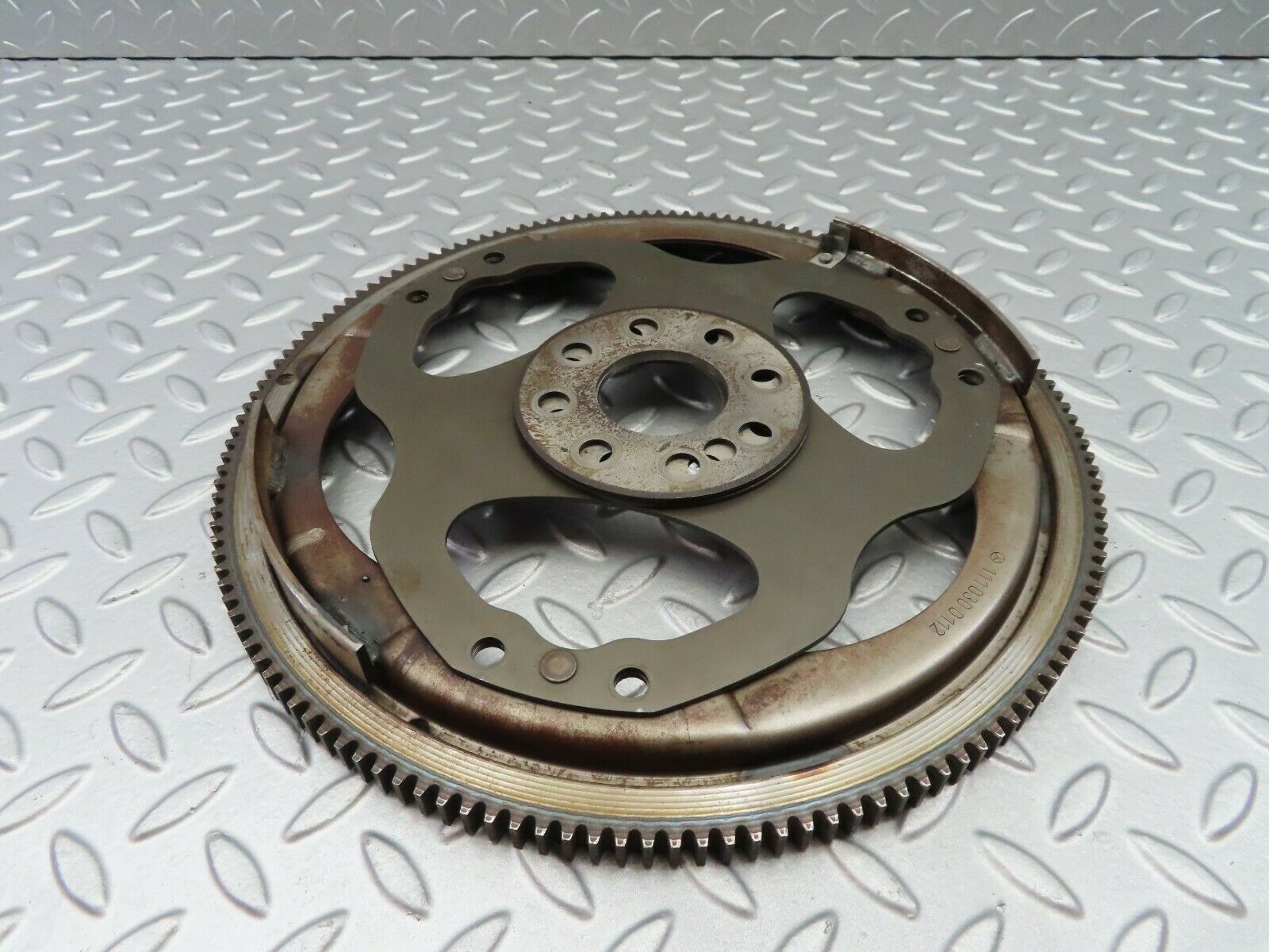 6815 Mercedes-Benz S124 E220 Wagon Flywheel 1110300112