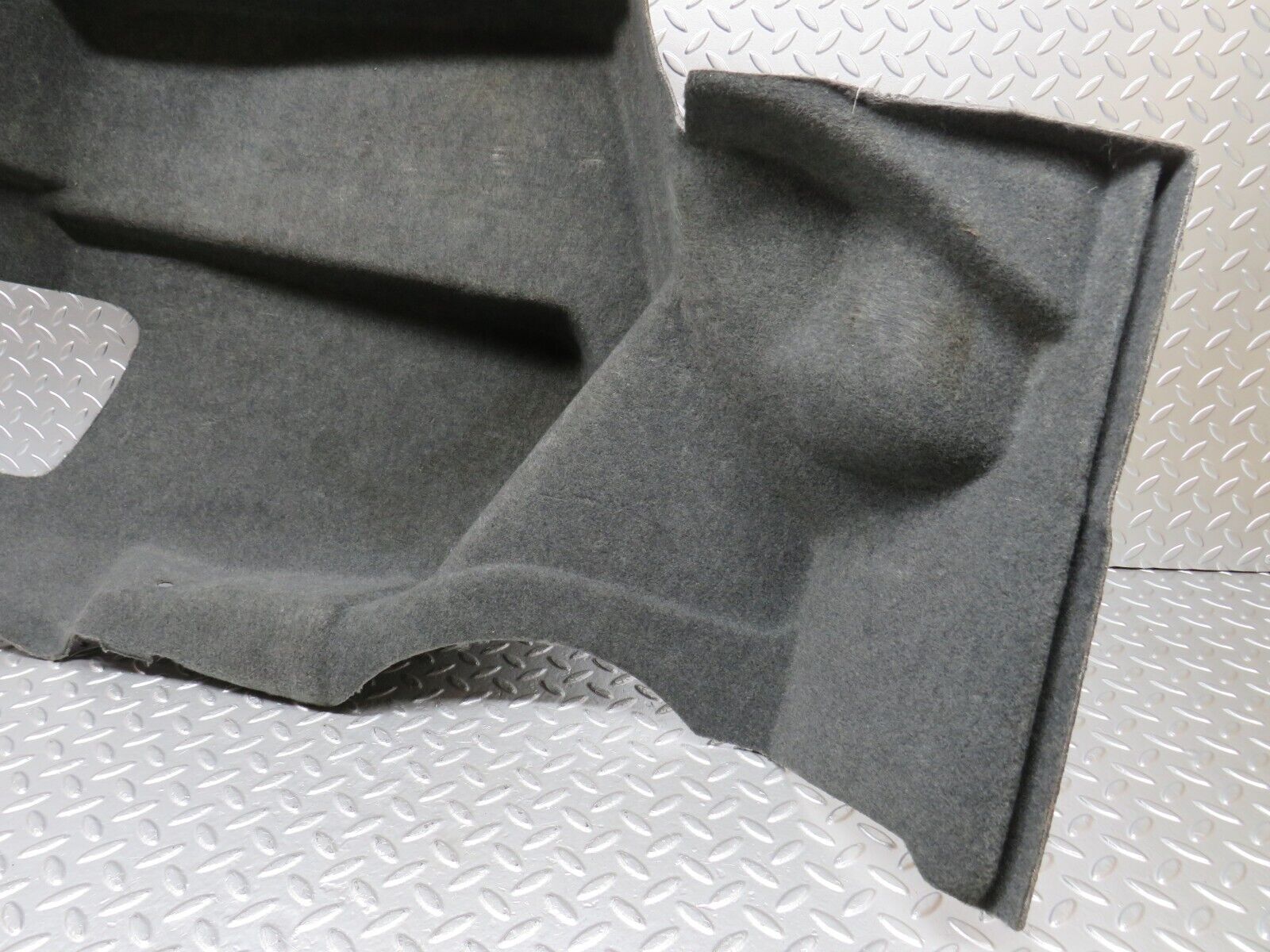 25733 Mercedes-Benz W124 280E Trunk Panel Cover Right 1246935433