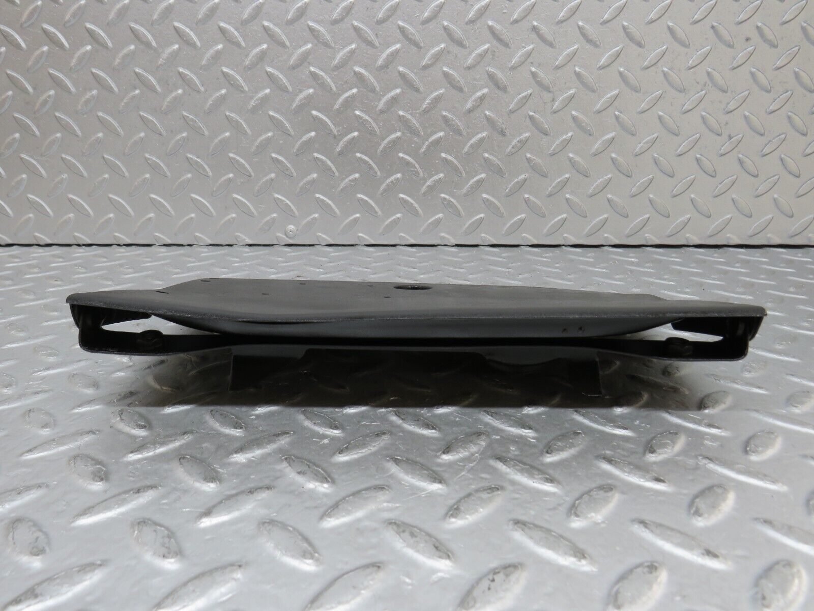 35872 Mercedes-Benz W108 Fuel Tank Flap Cap