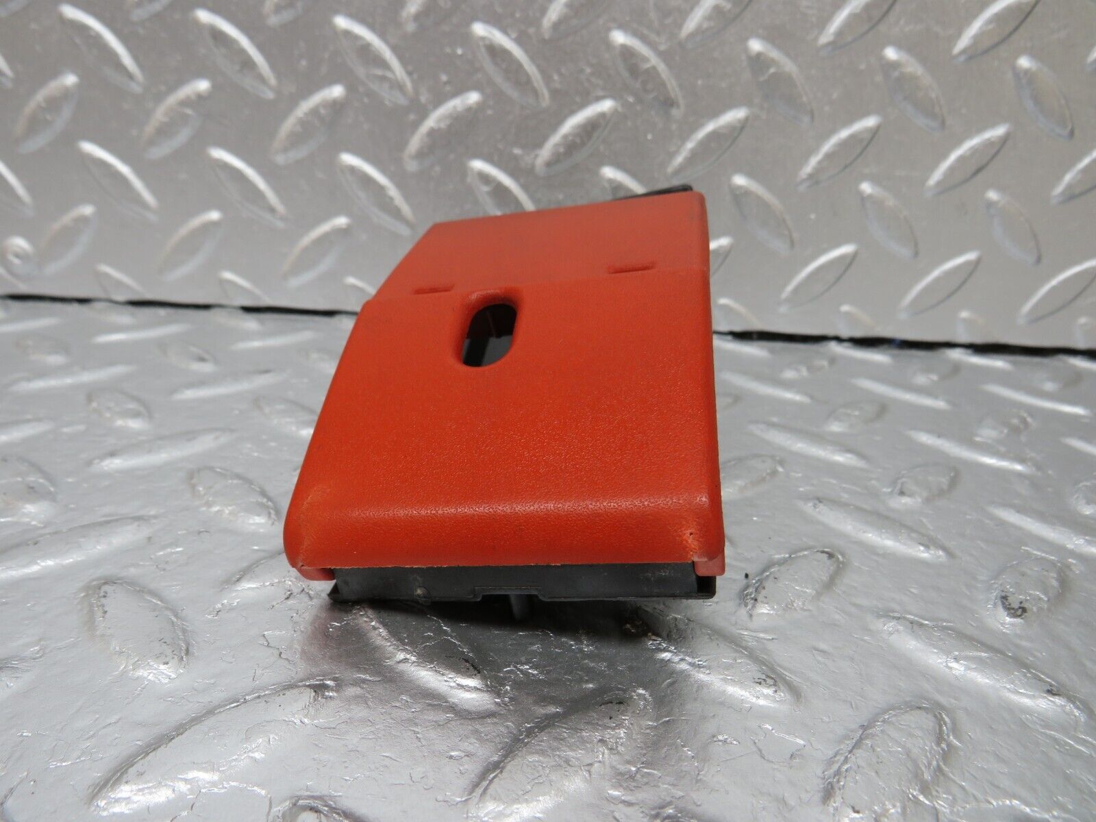 34043 Mercedes-Benz W124 260E Hood Opener Bonnet Opener Release