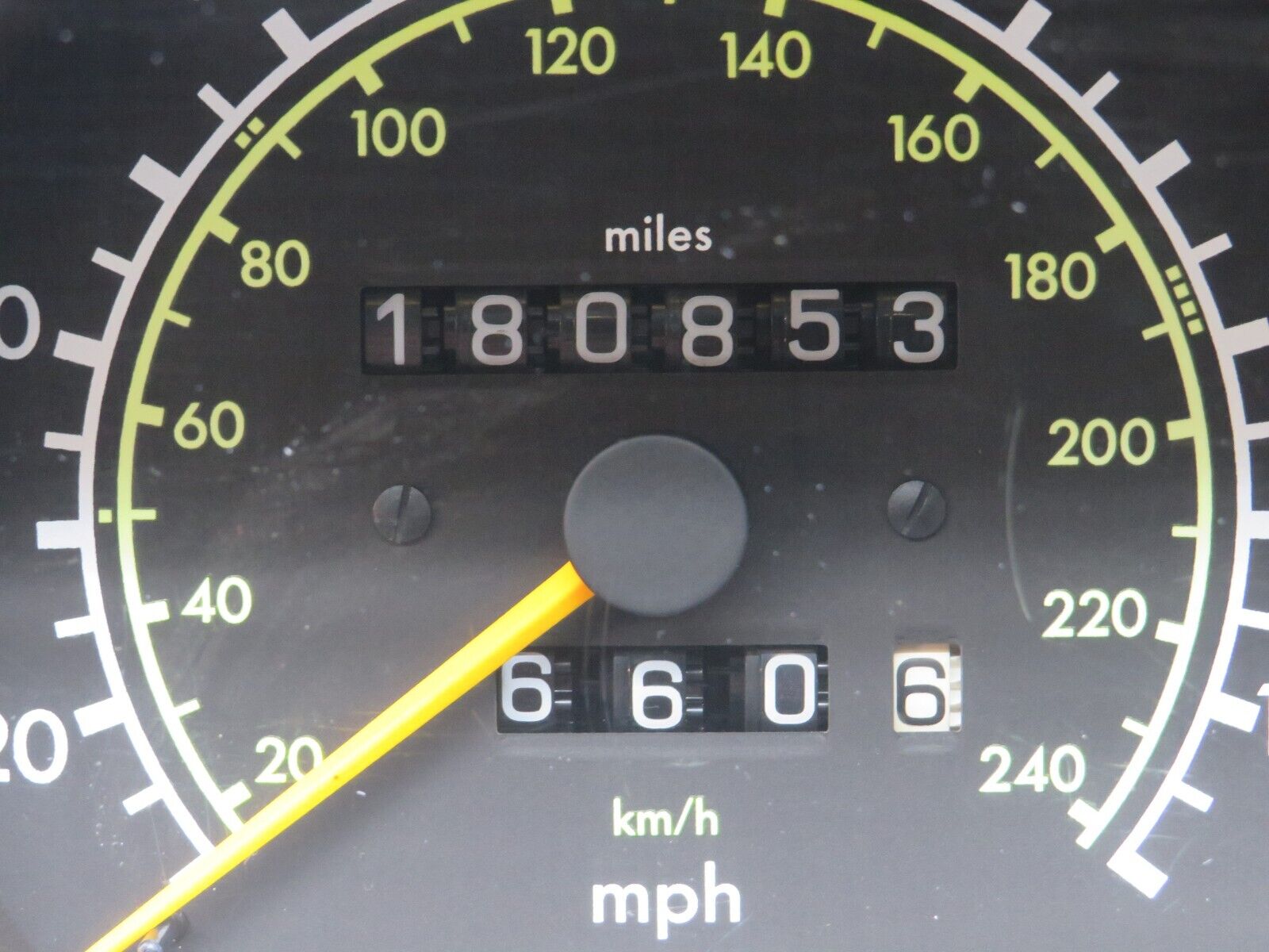 31490 Mercedes-Benz S124 220TE Wagon Instrument Cluster 1244400447 1245426769