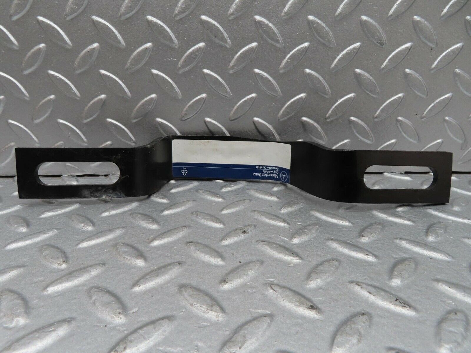 14166 Mercedes-Benz C107 280SLC Front Left Bumper Bracket Holder 1078850940