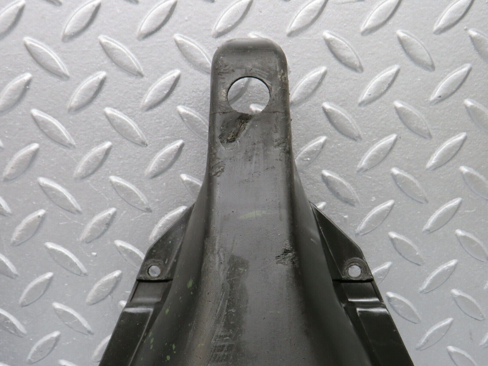 38761 Mercedes-Benz W201 190E 2.6L Rear Control Arm Cover 2x 1293520188