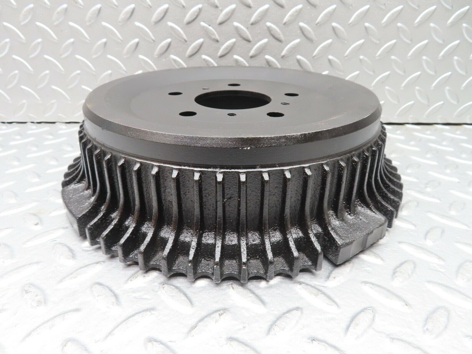 18296 Mercedes-Benz W111 220SE Coupe Rear Brake Drum