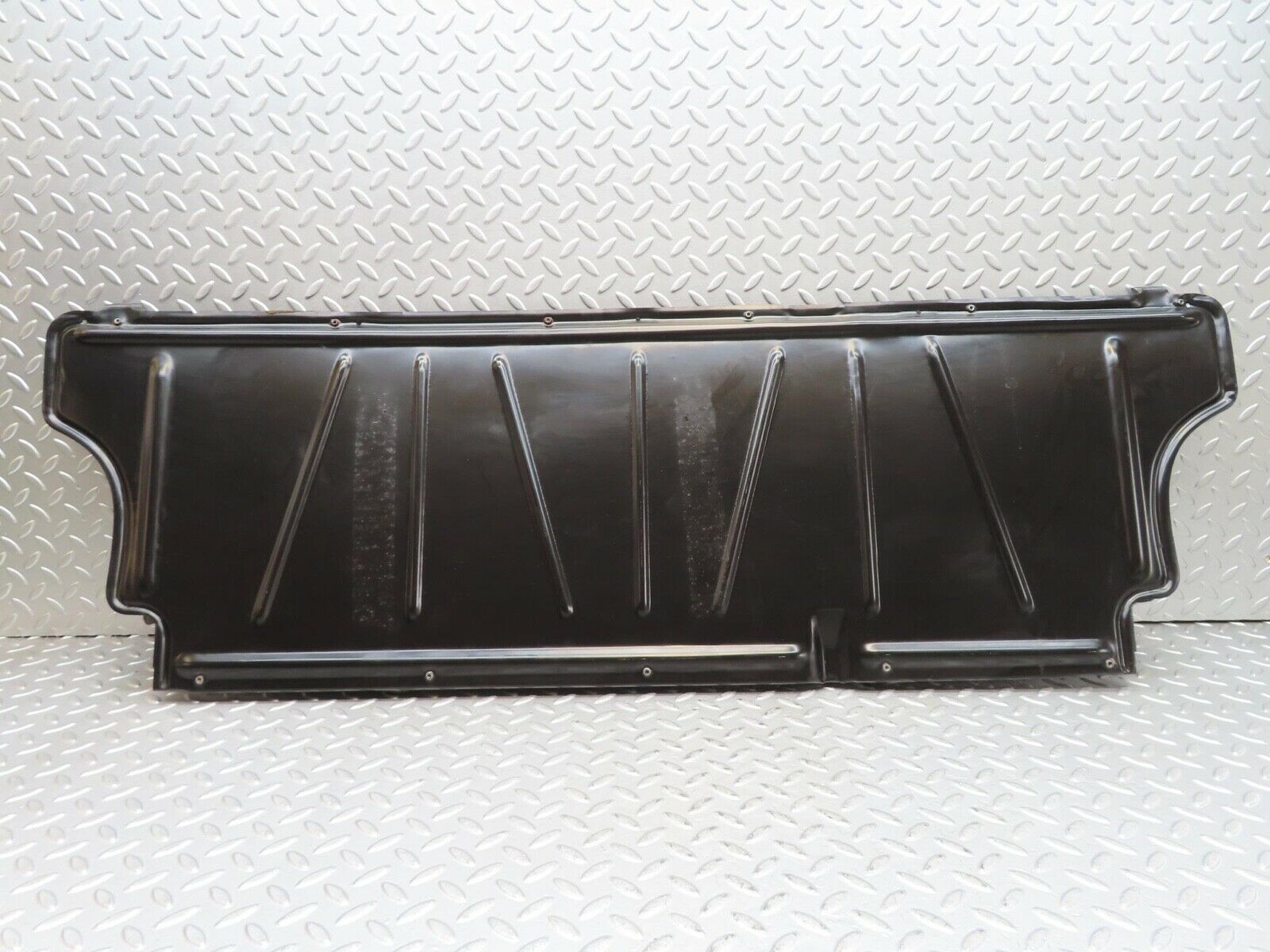 7006 Mercedes-Benz W123 230E Fuel Tank Cover Plate