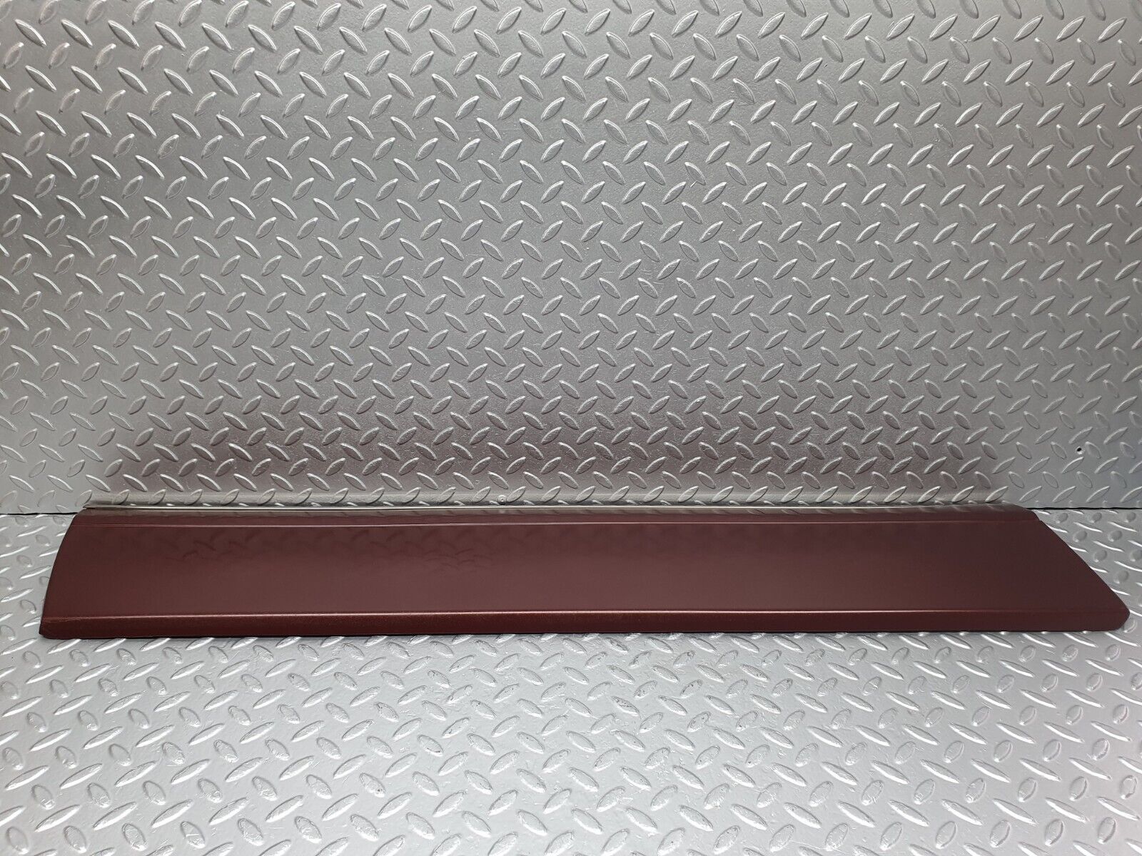 40911 Mercedes-Benz W126 300SE Front Left Door Moulding Trim 1266903740