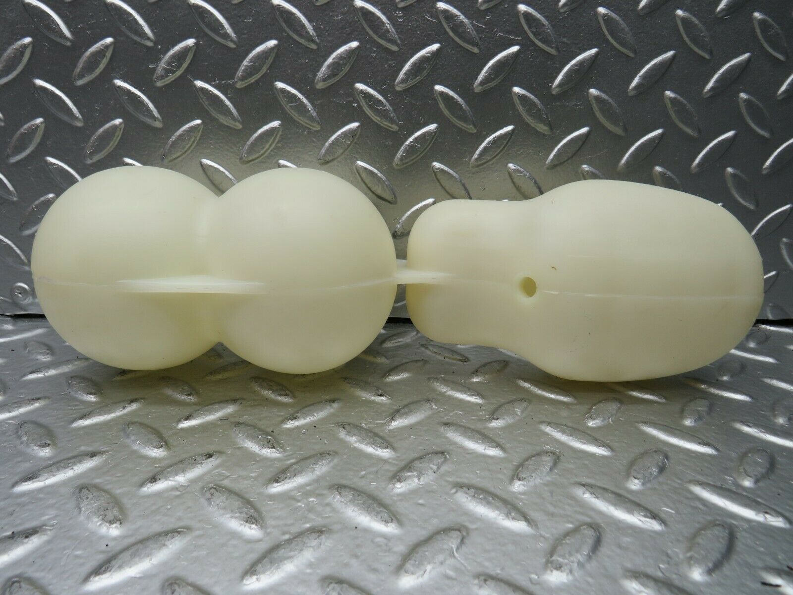 22681 Mercedes-Benz C107 450SLC Coupe Vacuum Reservoir Tank