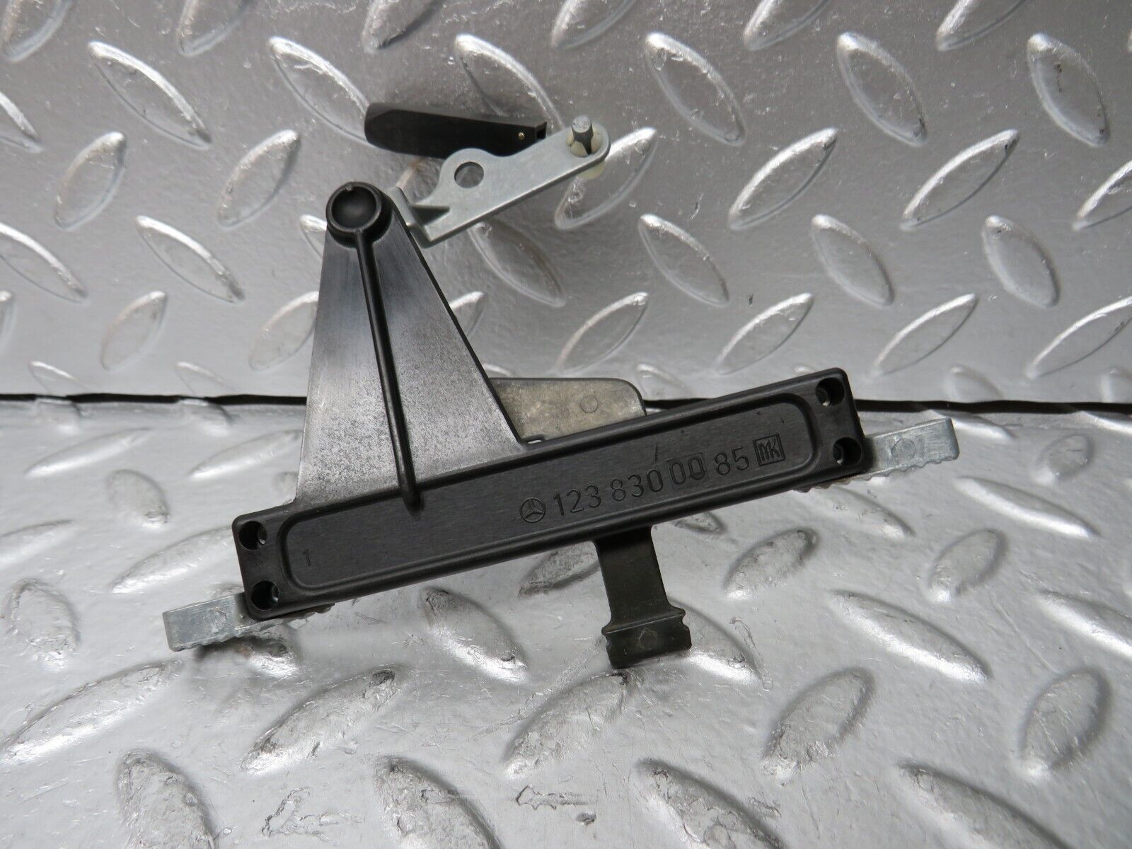 29869 Mercedes-Benz W123 230E Heater Control Switch 1238300085